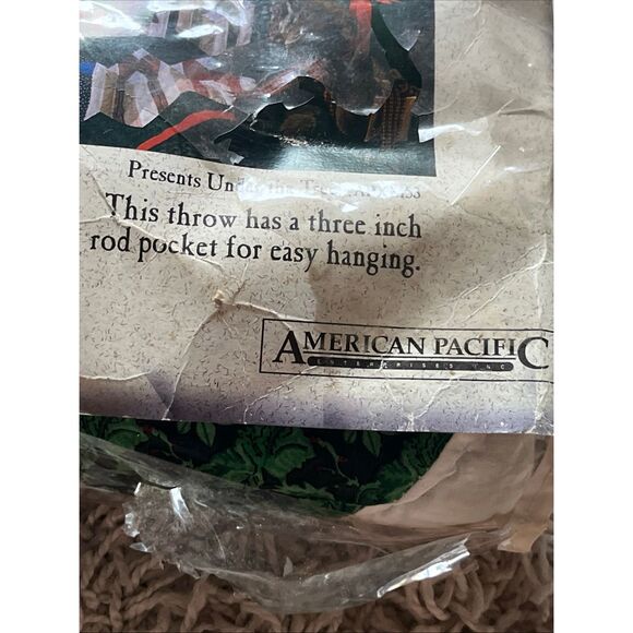 Vintage American Pacific Christmas Hand Quilted Patchwork /Wall Hang 50x60 New - Picture 3 of 8